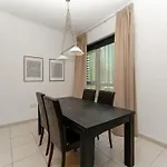 Classic 1 Bed Suite In The Residence Tower 3